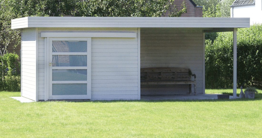 Abri de jardin moderne à toit plat en panneaux